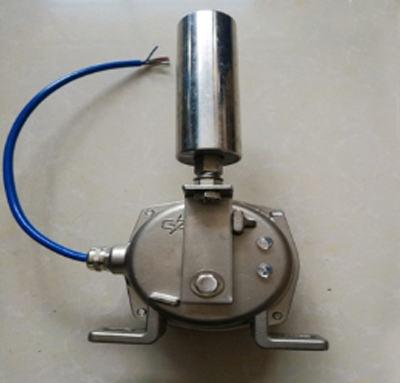 皮帶跑偏開關(guān)、KPTH2-10、兩級(jí)跑偏開關(guān)，防偏傳感器廠家